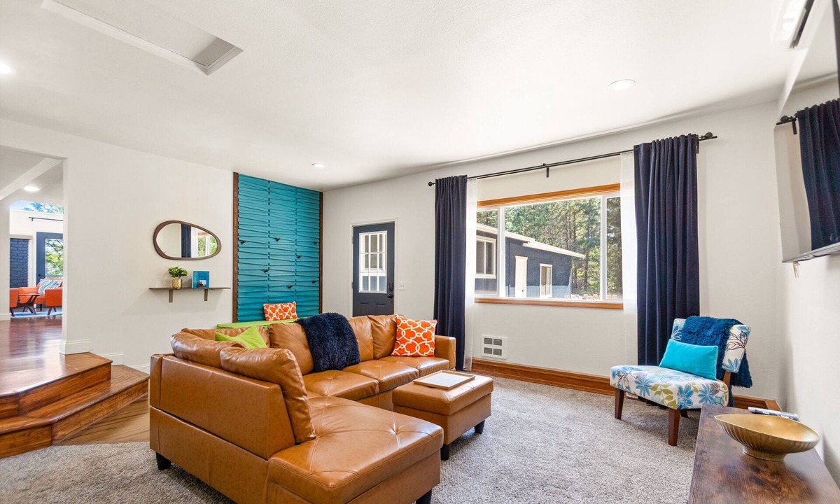 Post Falls House | Modern mountain home with deck, games, W/D, & AC - dogs ok