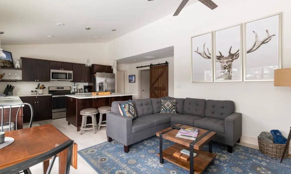Victor House | Mountain Modern Retreat in Teton Valley, Between Grand Targhee and Jackson