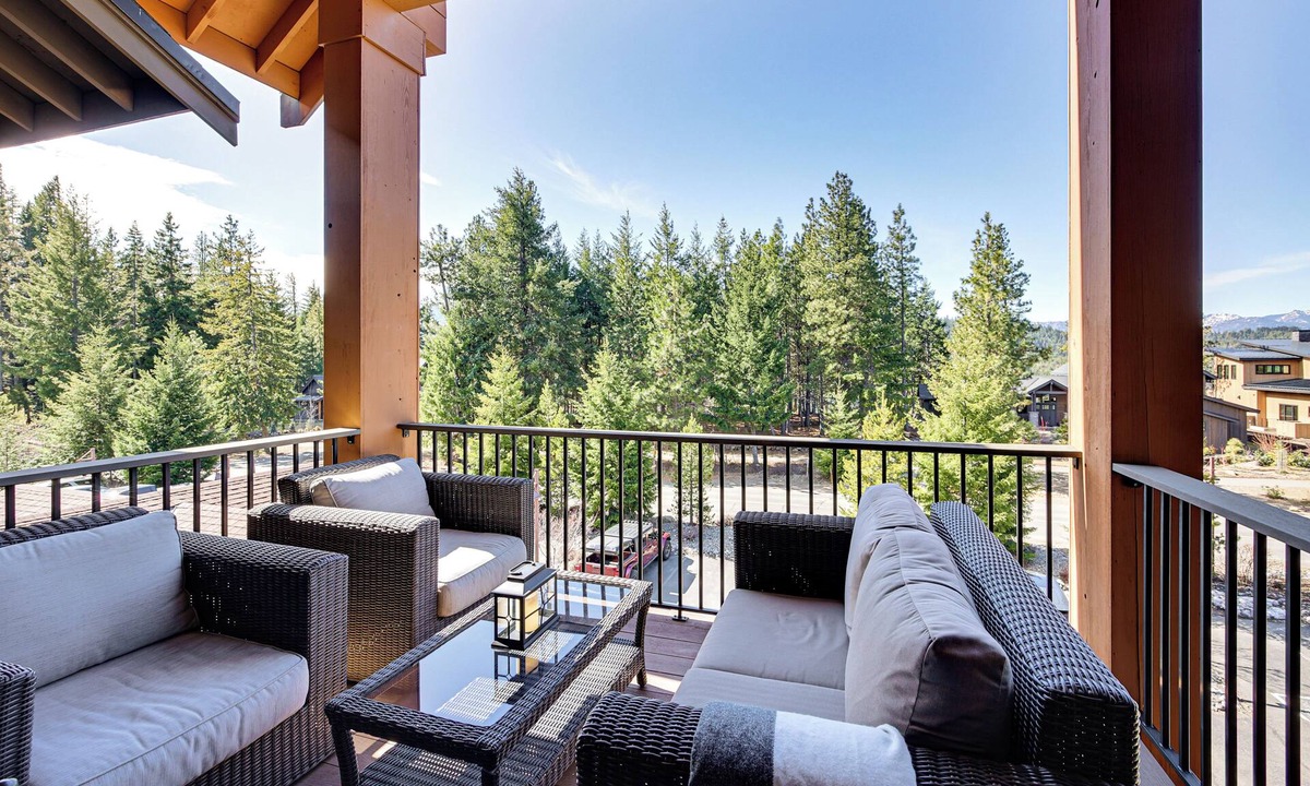 Cle Elum Apartment | Mtn-view Escape: Suncadia Condo w/At-home Comfort