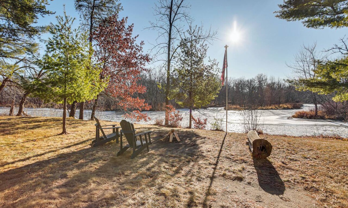 Elk River Apartment | Nature Lover's Paradise: Elk River Cabin