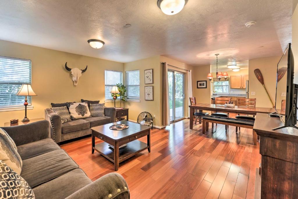 Sage Hen House | Near Skiing & Hiking: Inviting Retreat in Victor!