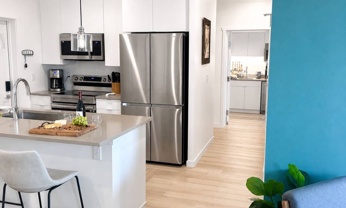 Fraser Apartment | NEW Ski Winter Park | Hot Tub, Garage + Boot Dryer