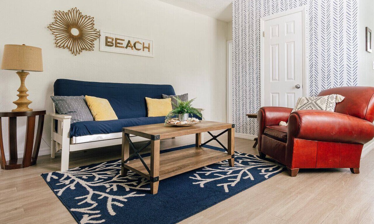Pompano Beach Apartment | One bedroom private apt 2 blocks to beach