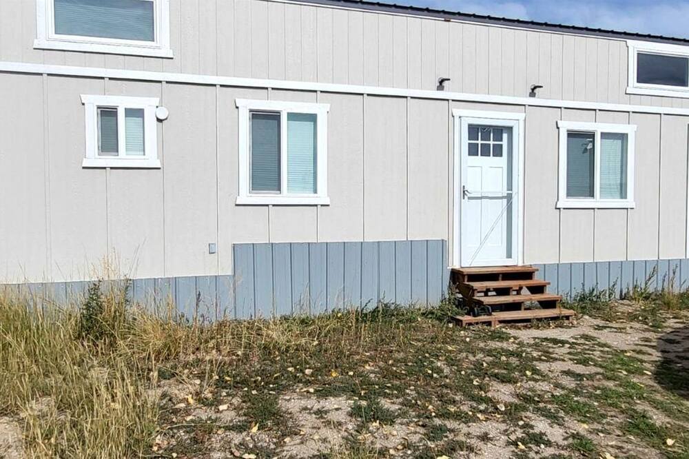 Tetonia Cabin | Peaceful Tiny house on a Real Ranch with Mountain Views near Tetonia, Idaho