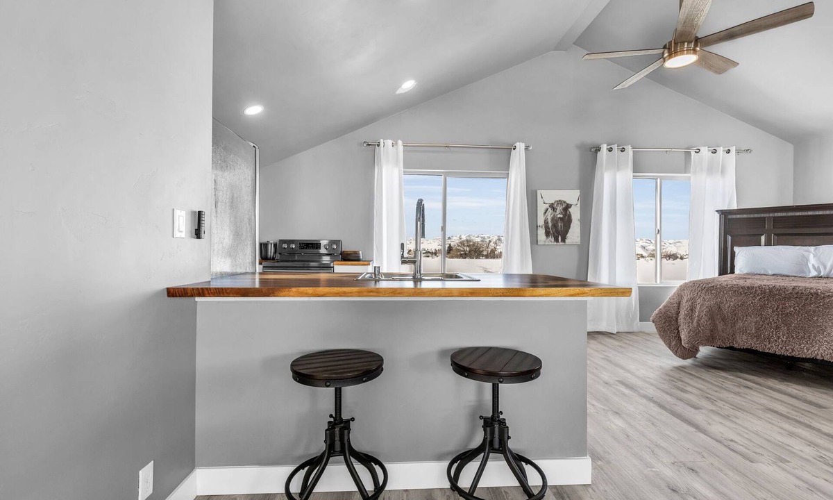 Woodland Apartment | Perfect Studio in the Heart of Kamas