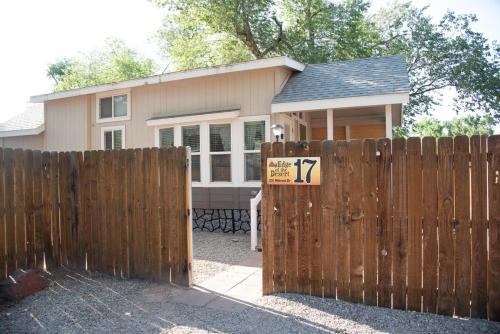 Moab House | Petroglyph Point Cabin #17