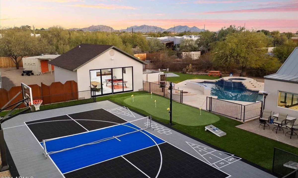 Desert View Village House | Private Pickleball Court Pool heat Spa Fire Pit