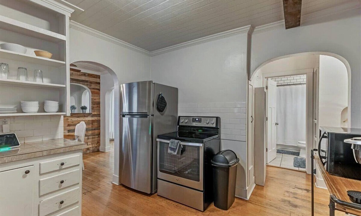 Provo House | Provo Airport, Two Units, Pickleball Close By!