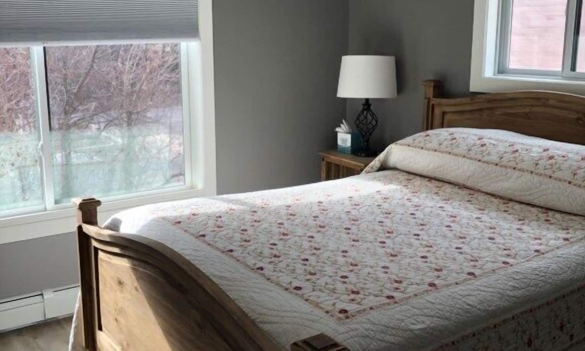 Redstone Condo | Quaint Queen Mountain Getaway