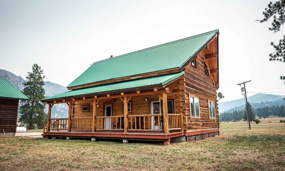 Superior House | Railroad Baron