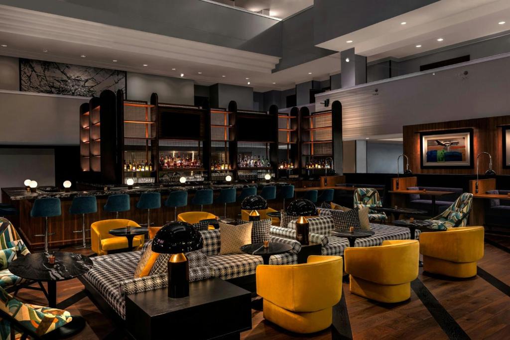 Northeast Park Hill Hotel | Renaissance Denver Hotel & Conference Center