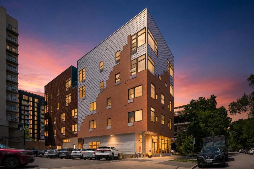 Cherry Creek Apartment | Roami at Studio 135