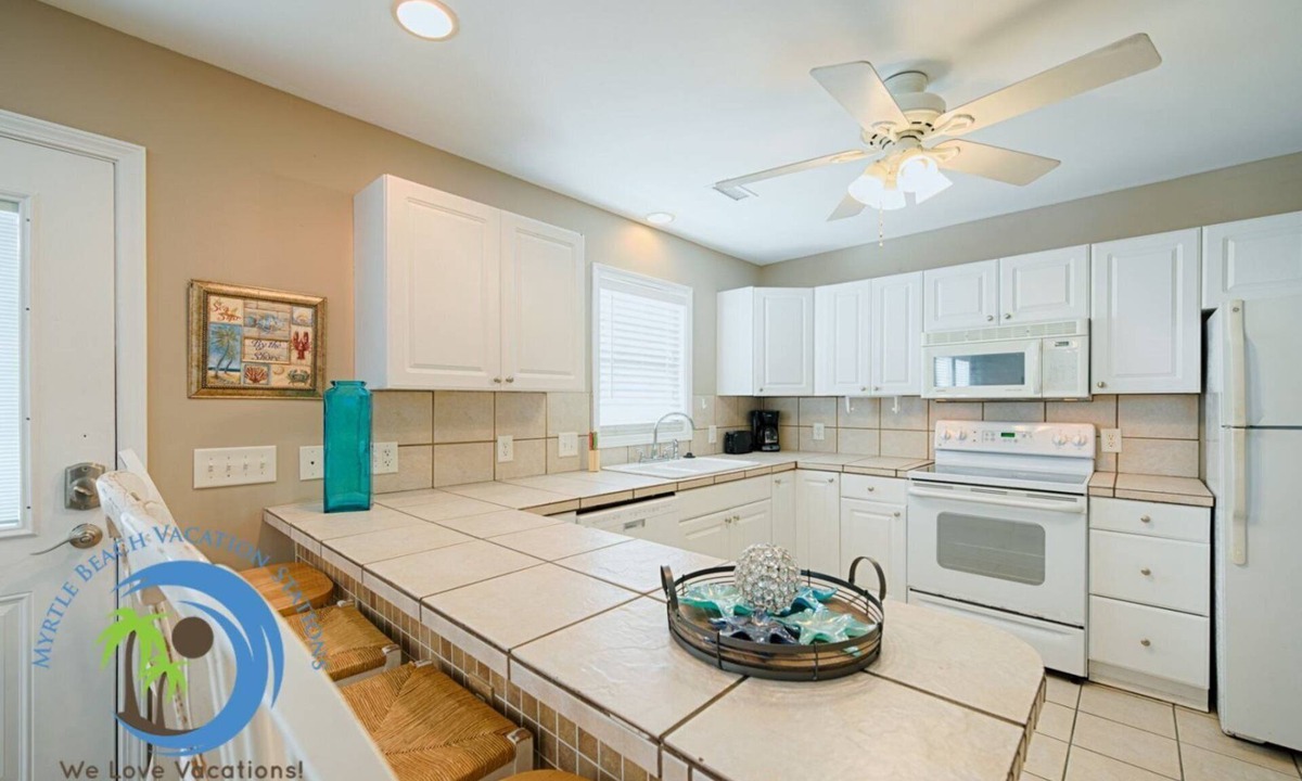 Crescent Beach Condo | Sandcastle Up