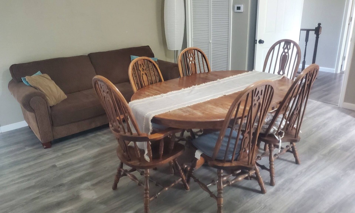 Divide House | Simple 3-bedroom Upper Unit in Divide for a relaxing mountain getaway