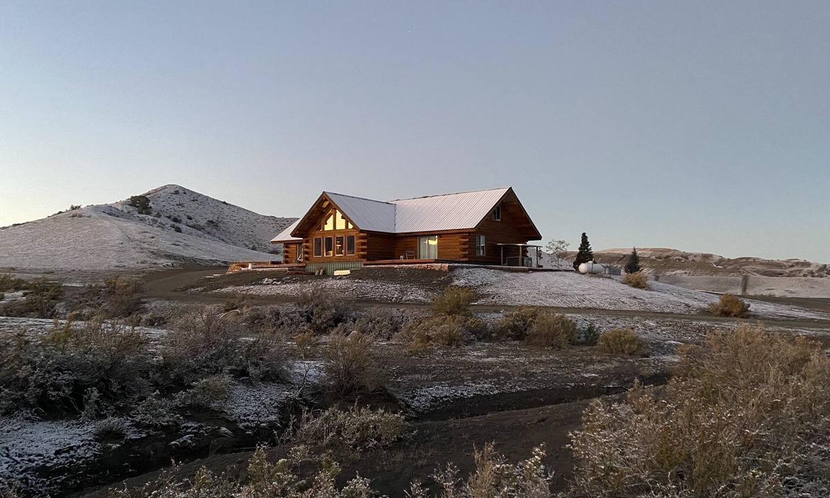 Lazear Cabin | Spacious cabin accessing all of Colorado's outdoor adventure