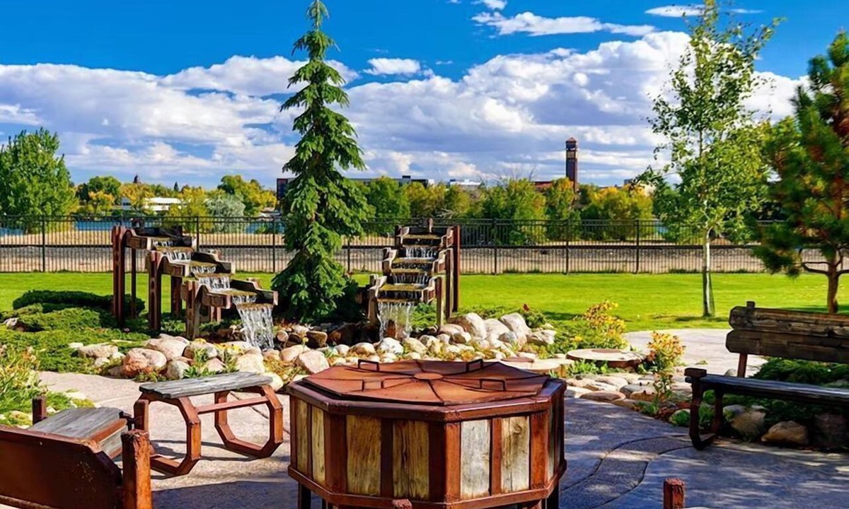 Great Falls Apartment | Suite with Full Kitchen | Free Breakfast & Pool