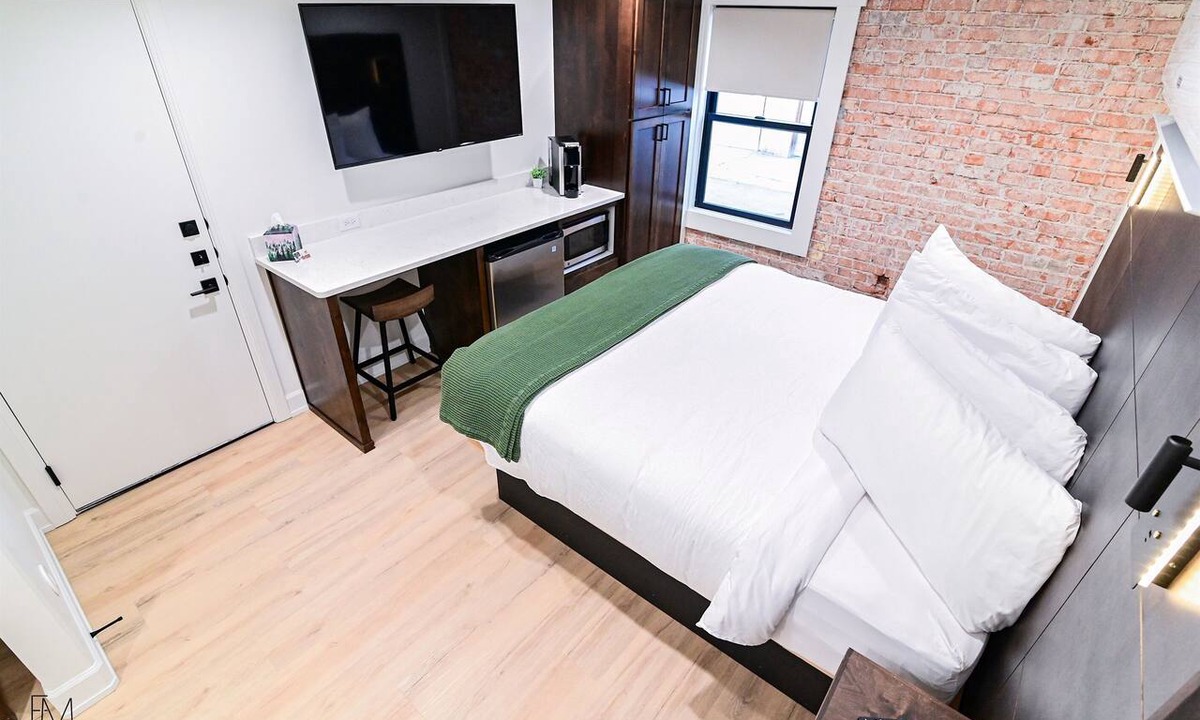 Lava Hot Springs Hotel | Suites at Lava Hot Springs: Suite #4 Bridges