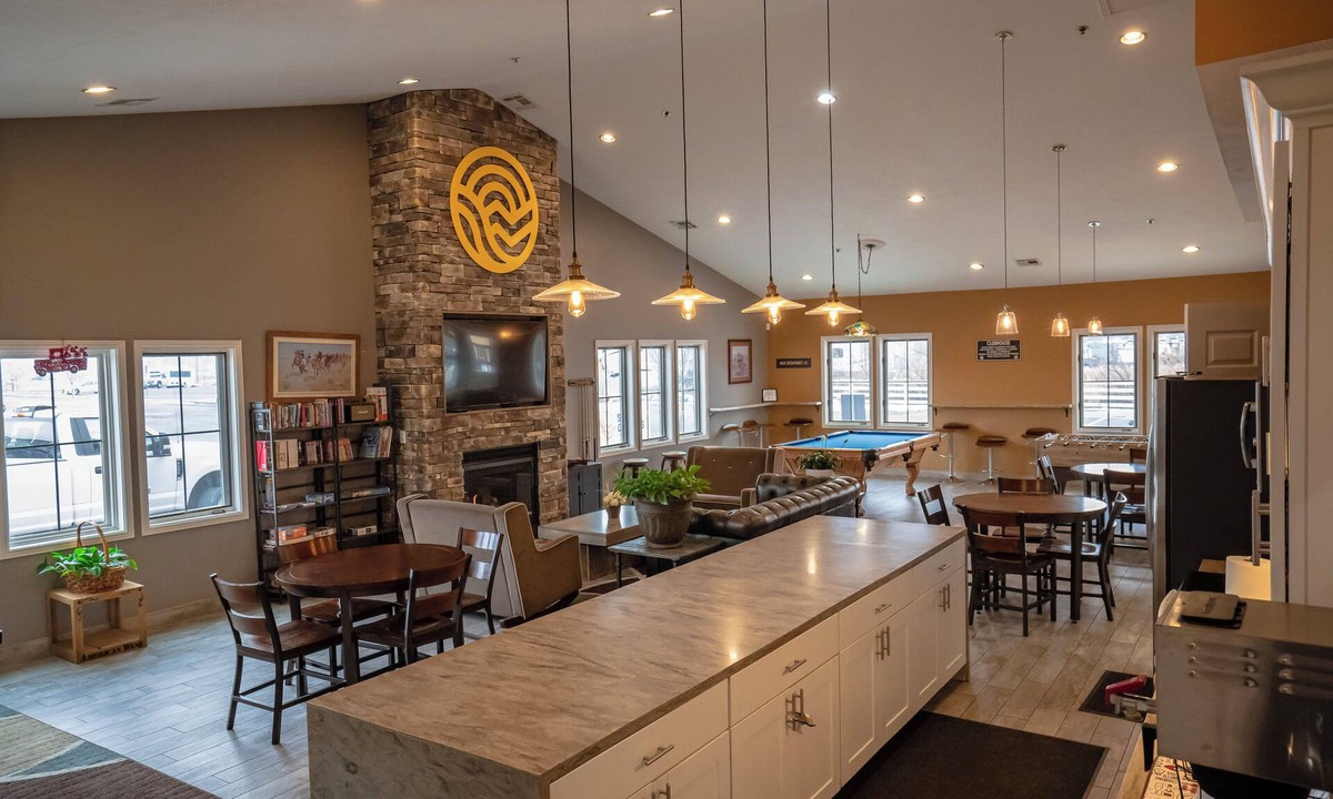 North Salt Lake Hotel | Sun Outdoors Salt Lake City