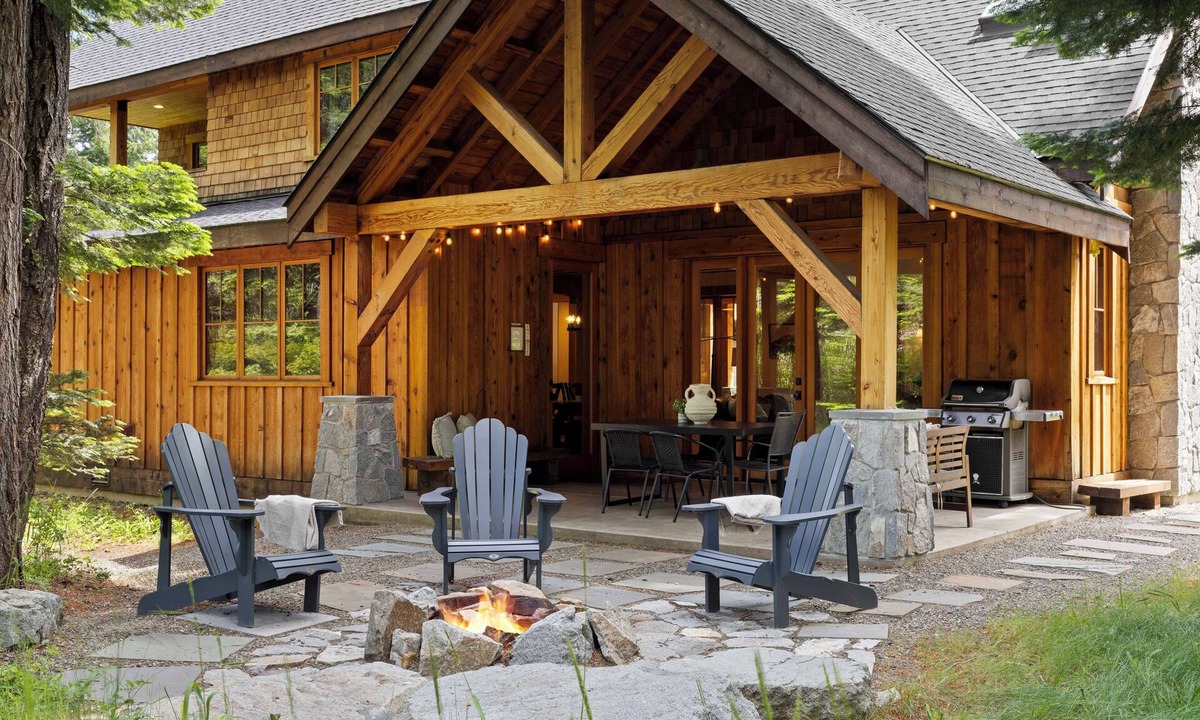 Cle Elum House | Suncadia Retreat half acre 3 porches Quiet Cul-de-Sac Fire pit Bikes