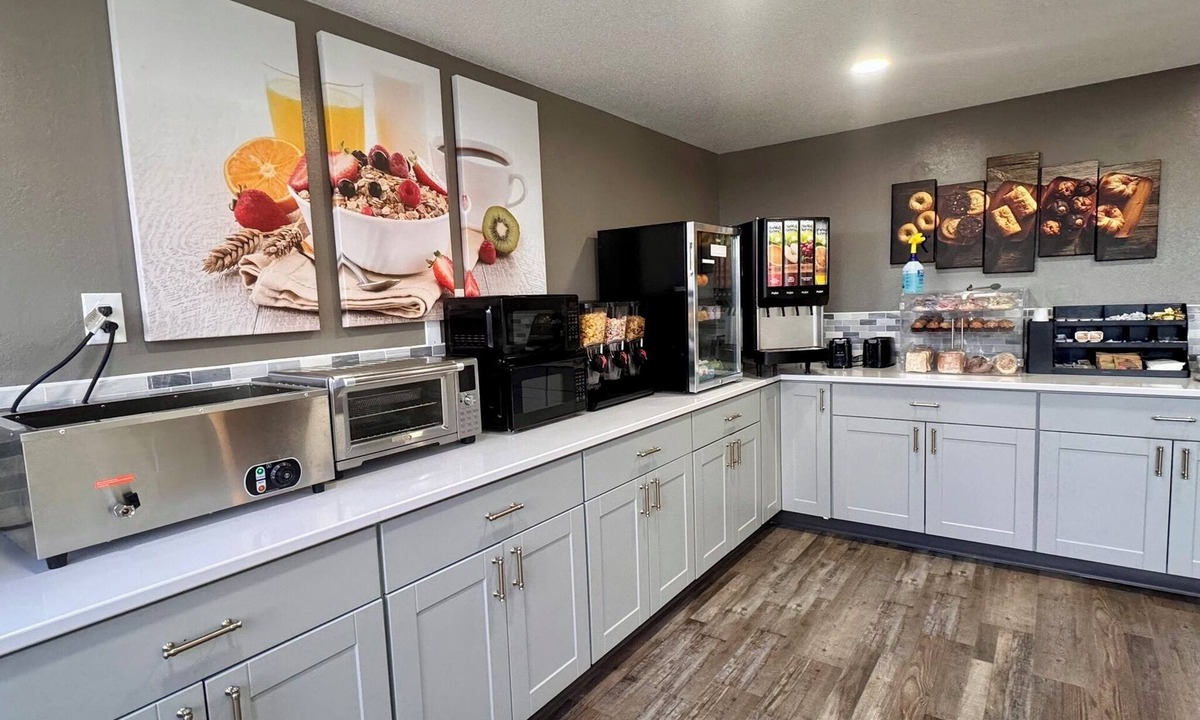 Great Falls Hotel | Super 8 By Wyndham Great Falls City Center