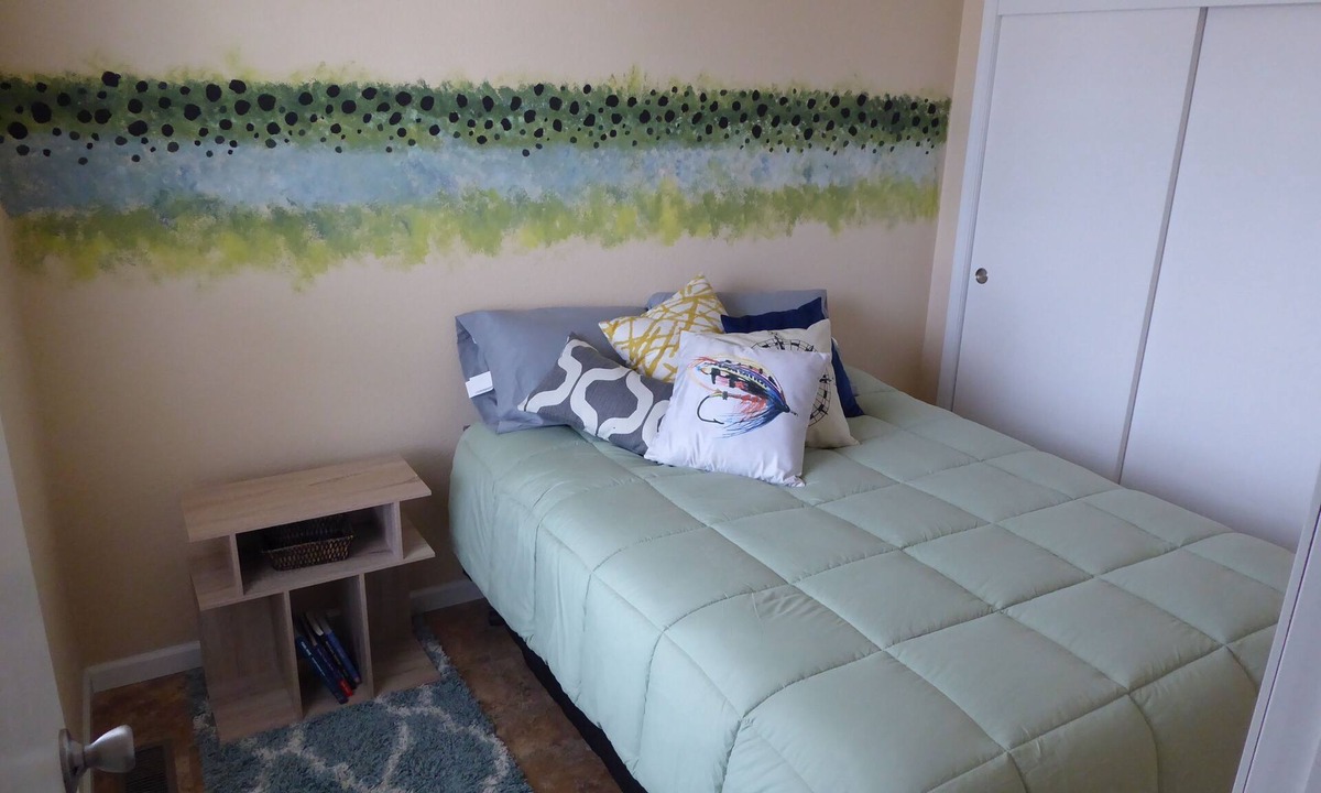 Fort Smith House | The Fly Side Unit at the Dam Duplex! Big Horn River & Big Horn Canyon!