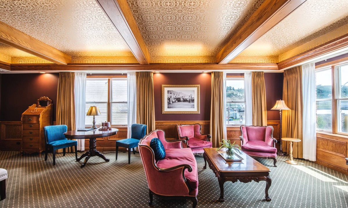 Red Lodge Hotel | The Pollard Hotel
