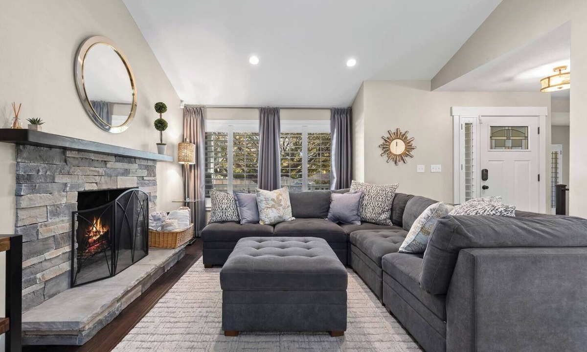 Orem House | The Riverbend Retreat