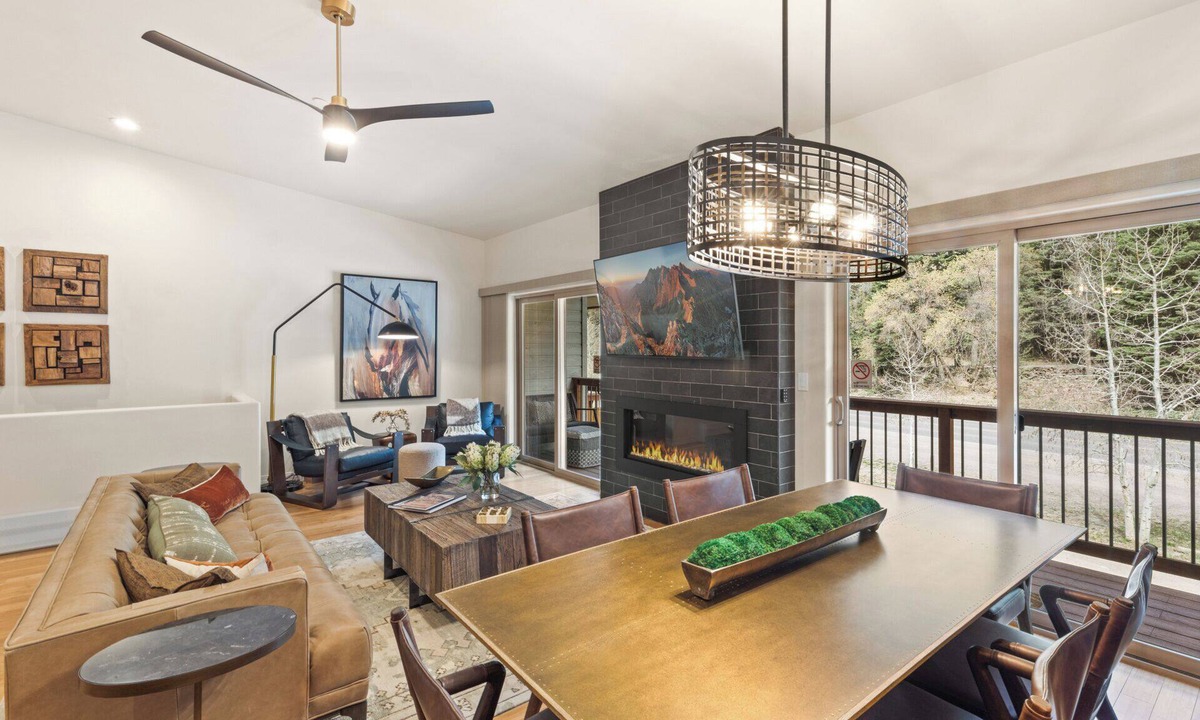 Ouray House | The Riverhaus – Modern Mountain Luxury | Fiber Internet | Sleeps 9