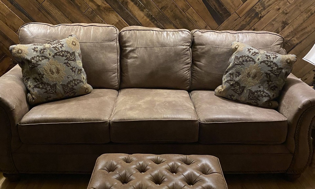 Fort Collins House | This Property Offers A Cozy Country Charm.