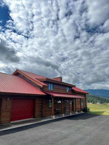 Bozeman House | Timberline Cabin Near Bozeman