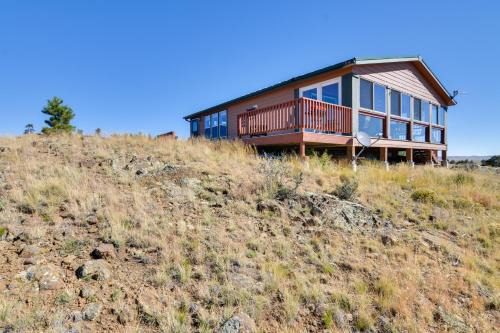 Hartsel House | Tranquil Cabin Getaway w/Panoramic Mtn View!