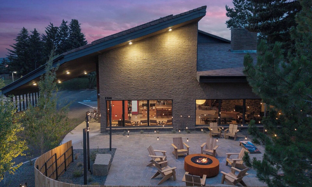 Bozeman Hotel | Wandering Buffalo