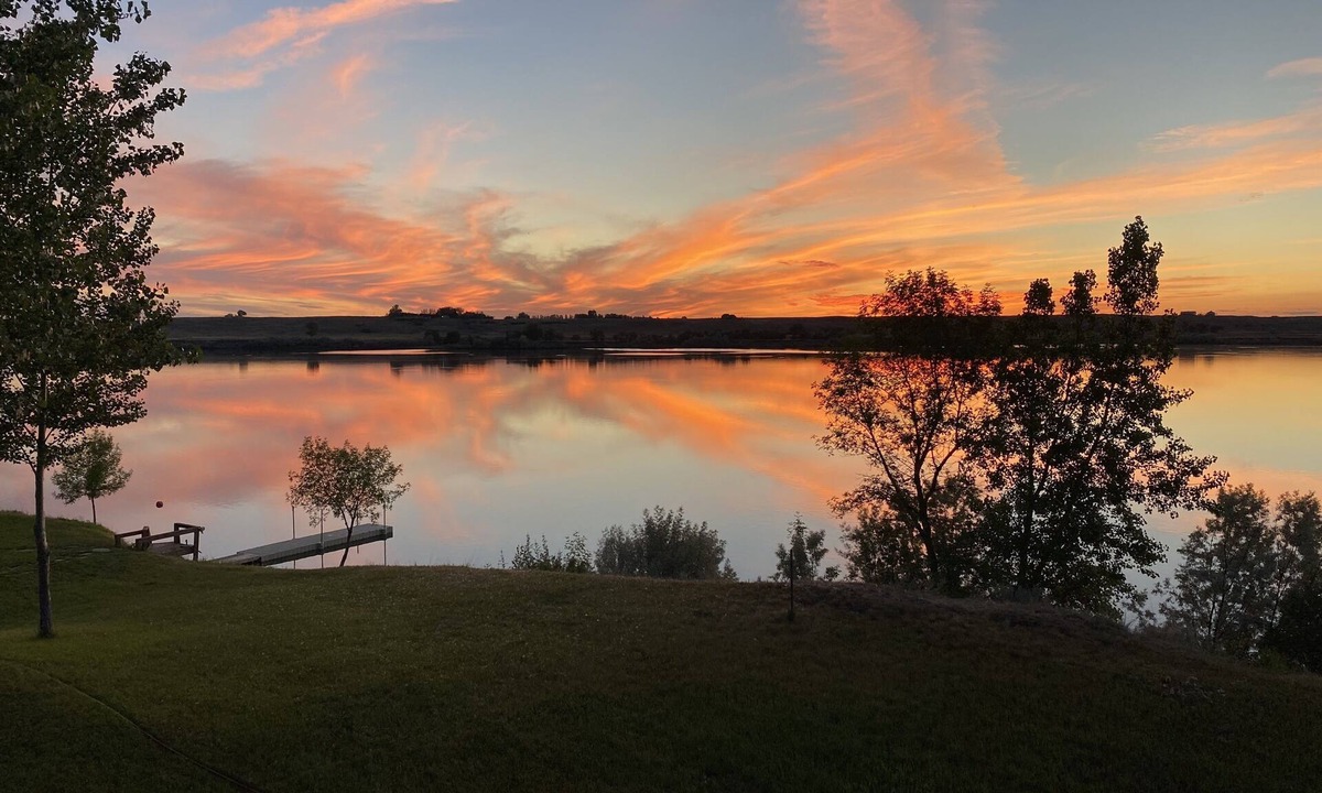 Nashua House | Waterfront guesthouse in Park Grove