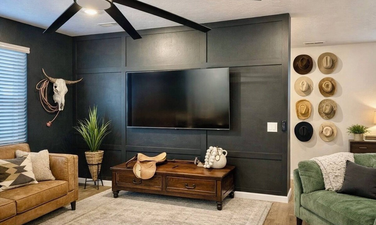 Eagle House | Welcome to The Velvet Spur, a thoughtfully designed western retreat where elevated comfort meets effortless style. Nestled in Eagle, across from Eagle Island. This home is your perfect home base for relaxing and exploring,