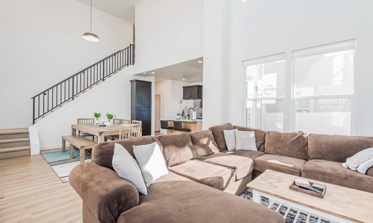 West Jordan House | West Jordan Modern Home | Fenced Yard, New Build, Sleeps 7!