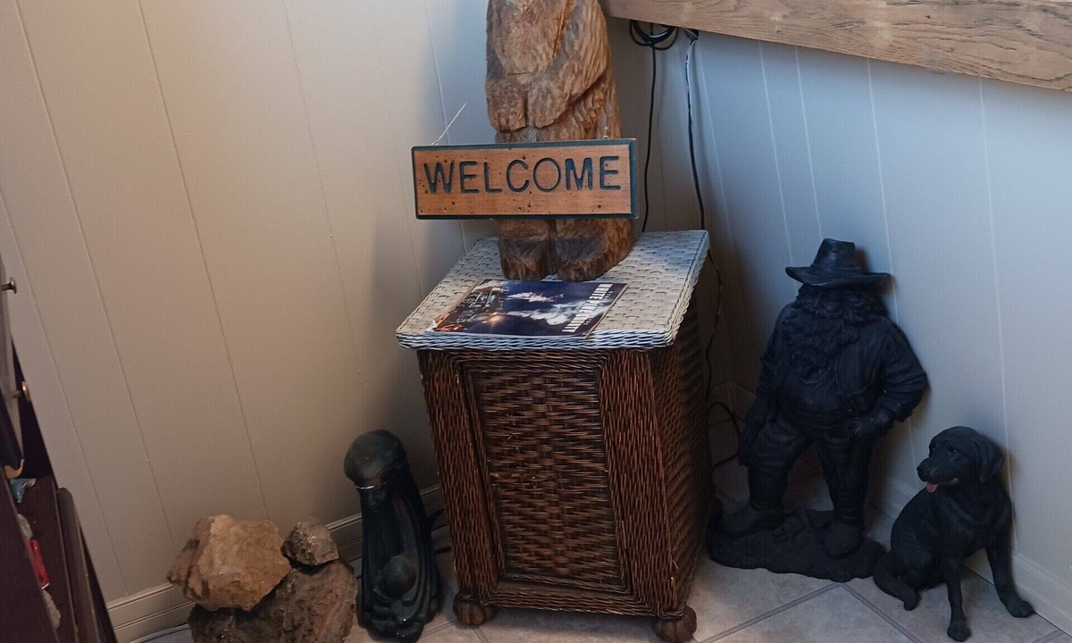 Ely Hotel | White Pine Motel
