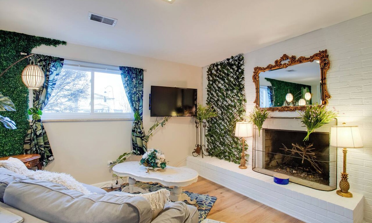 Lamar Heights Area Apartment | Work & Play Near Old Town Arvada: Pets Welcome!
