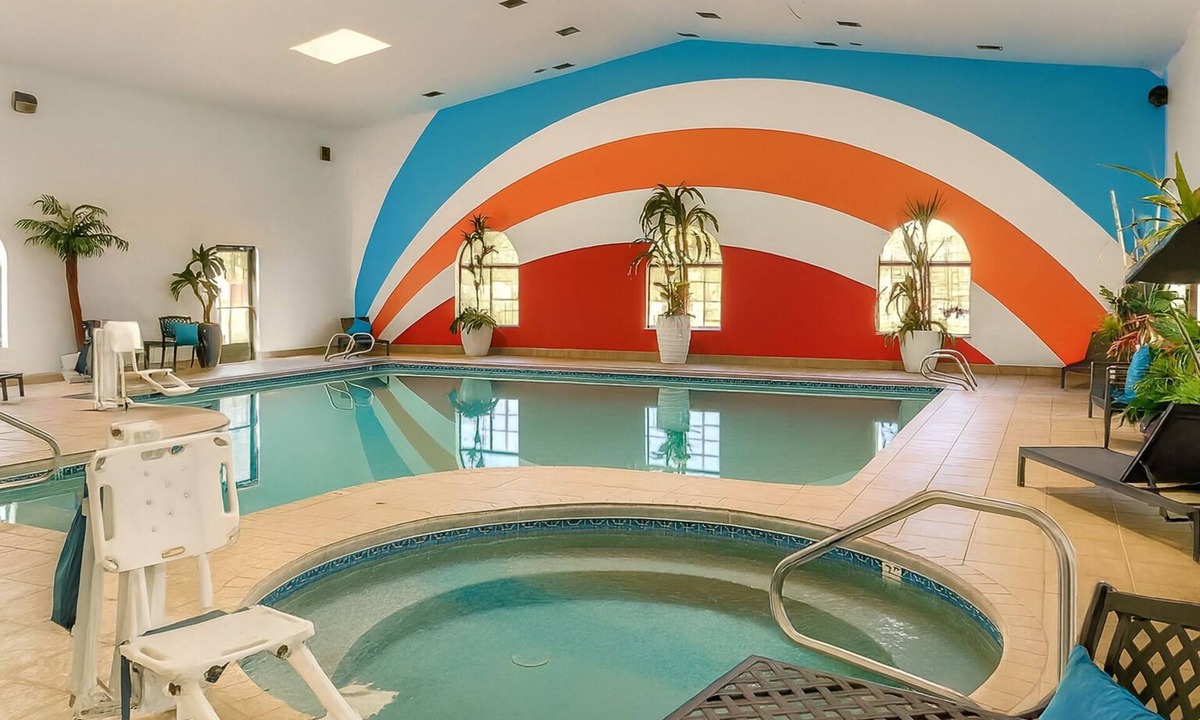 Window Rock Hotel | Your Home Base for Adventure in Arizona's High Desert! W/Indoor Pool & Hot Tub!