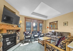 92 m² Condo ∙ 2 bedrooms ∙ 6 guests