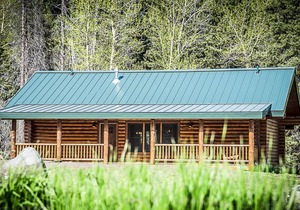 Bear Creek Cabin 2 - 1040 Sq feet cabin