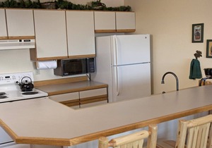 Beautiful 2 bedroom unit at resort, sleeps 6