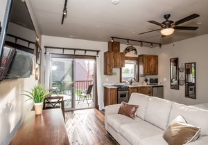 Cana Loft 203 - Beautiful Studio in the Heart of Downtown Whitefish!