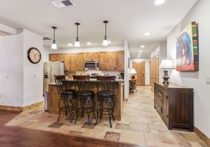 Condo w/private boat slip, fireplace, A/C - Marina Cay Estates Lake Daze