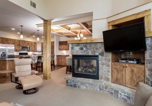 Condo w/stone fireplace, great views, A/C - Marina Cay Estates Luxury Condo