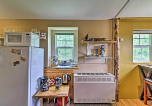 Duck Lake Cabin Rental Near Glacier National Park!