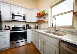 Flathead Lake Cabin with Water Views and Lake Access! Pet Friendly, Cabin 3