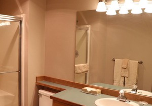 Spacious Golf Front 2 Bed Condo