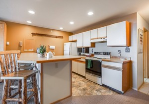 Spectacular views and ski access from this cozy Edelweiss one bedroom