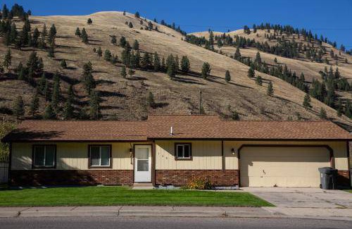 Heart of Missoula House | 116 m² House ∙ 3 bedrooms ∙ 7 guests