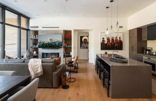 Big Sky Apartment | 215 LakeLodge by Moonlight Basin Lodging